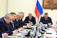 Вопросы противодействия экстремизму и нелегальной миграции обсудили на выездном заседании Комитета Совета Федерации в Белгороде
