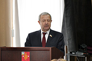 Александр Скляров выступил на 18-м заседании Муниципального совета Борисовского района